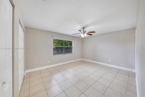 Villa ou maison à vendre à Pompano Beach, Floride: 3 chambres, 123.65 m2 № 1945957 - photo 19
