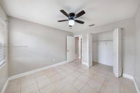 Villa ou maison à vendre à Pompano Beach, Floride: 3 chambres, 123.65 m2 № 1945957 - photo 11