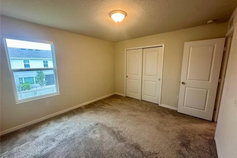 Villa ou maison à louer à Kissimmee, Floride: 5 chambres, 247.12 m2 № 2238694 - photo 12