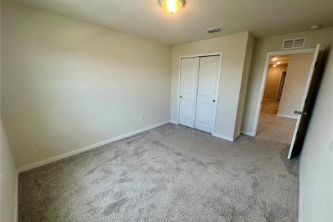 Villa ou maison à louer à Kissimmee, Floride: 5 chambres, 247.12 m2 № 2238694 - photo 13
