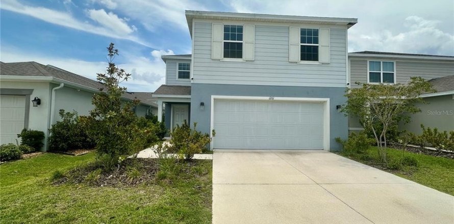 Villa ou maison à 100 LAS OLAS à Kissimmee, Floride 5 chambres, 247.12 m2 № 2238694