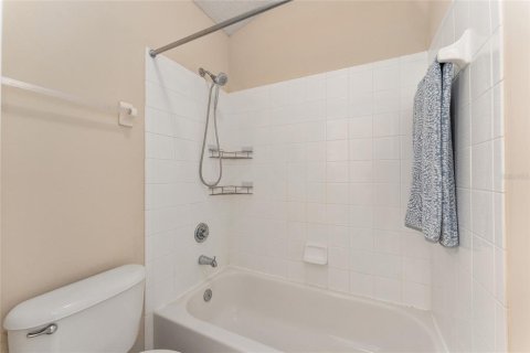 Купить кондоминиум в Гейнсвилл, Флорида 3 комнаты, 132.94м2, № 2120372 - фото 26