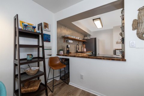 Condo in Daytona Beach, Florida, 1 bedroom  № 1817555 - photo 15