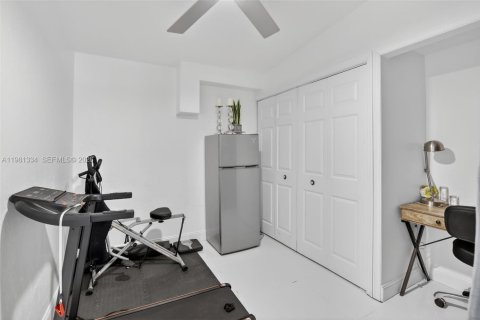 House in Lauderhill, Florida 4 bedrooms, 139.73 sq.m. № 2049273 - photo 29