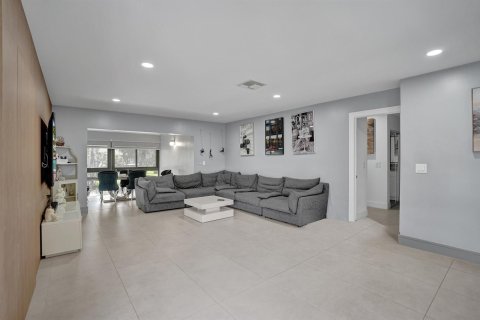 Copropriété à vendre à Boca Raton, Floride: 3 chambres, 131.09 m2 № 2249652 - photo 10