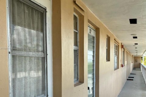 Condominio en venta en Boynton Beach, Florida, 2 dormitorios, 80.82 m2 № 1794881 - foto 3