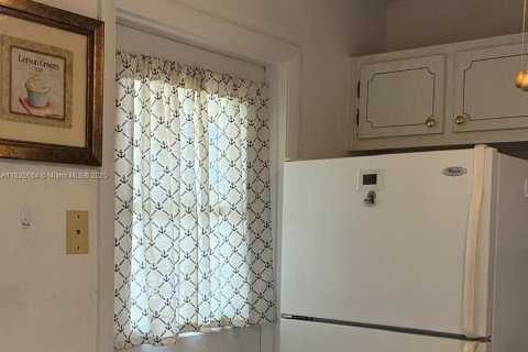 Condominio en venta en Boynton Beach, Florida, 2 dormitorios, 80.82 m2 № 1794881 - foto 5
