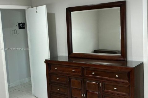 Condominio en venta en Boynton Beach, Florida, 2 dormitorios, 80.82 m2 № 1794881 - foto 14