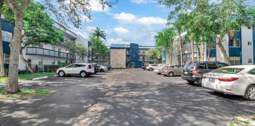 Condominio en Margate, Florida, 1 dormitorio  № 1983520