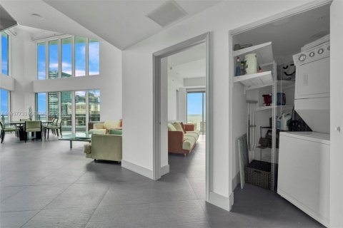 Купить кондоминиум в Майами, Флорида 3 спальни, 224.36м2, № 2019606 - фото 9