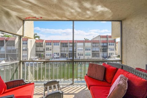 Copropriété à vendre à Pompano Beach, Floride: 2 chambres, 99.59 m2 № 2253588 - photo 10