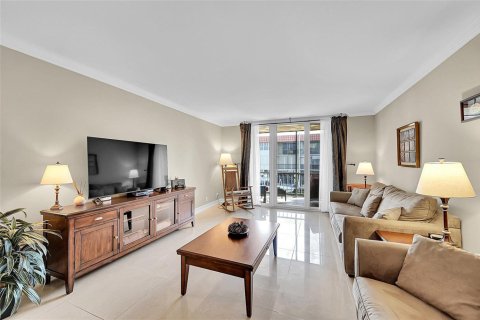 Copropriété à vendre à Pompano Beach, Floride: 2 chambres, 99.59 m2 № 2253588 - photo 7