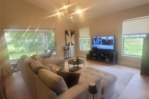 House in Winter Springs, Florida 3 bedrooms, 117.71 sq.m. № 1881032 - photo 9