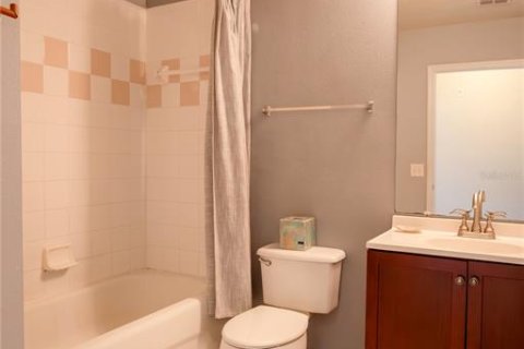 Condo in Orlando, Florida, 3 bedrooms  № 1744148 - photo 18