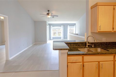 Condo in Orlando, Florida, 3 bedrooms  № 1744148 - photo 7
