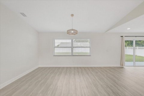 Villa ou maison à vendre à Palmetto, Floride: 3 chambres, 176.05 m2 № 2147677 - photo 13