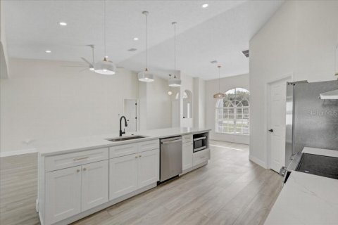 Villa ou maison à vendre à Palmetto, Floride: 3 chambres, 176.05 m2 № 2147677 - photo 7