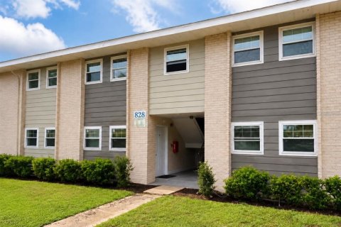 Condo à Orlando, Floride, 2 chambres  № 2296903
