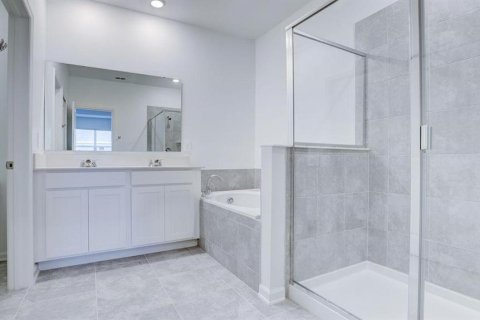 Touwnhouse à vendre à Davenport, Floride: 4 chambres, 180.6 m2 № 2097407 - photo 7