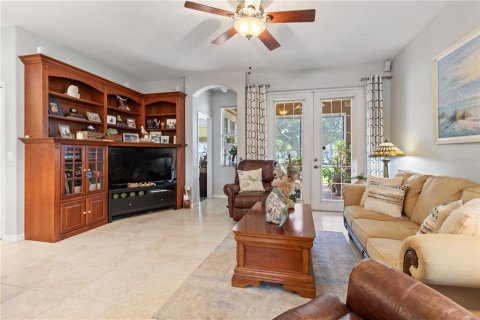 House in Bradenton, Florida 3 bedrooms, 148.46 sq.m. № 2215445 - photo 9