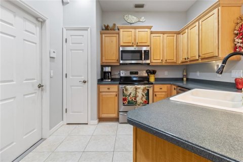 House in Bradenton, Florida 3 bedrooms, 148.46 sq.m. № 2215445 - photo 12