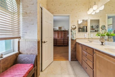 House in Bradenton, Florida 3 bedrooms, 148.46 sq.m. № 2215445 - photo 22
