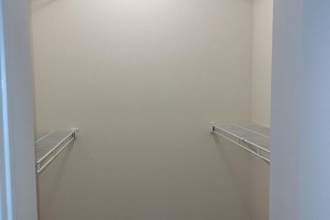 Снять в аренду кондоминиум в Окленд-Парк, Флорида 5 комнат, 115.29м2, № 2273676 - фото 20