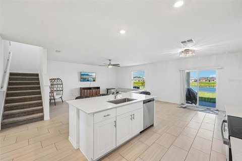 Villa ou maison à vendre à Parrish, Floride: 6 chambres, 287.25 m2 № 2238691 - photo 8