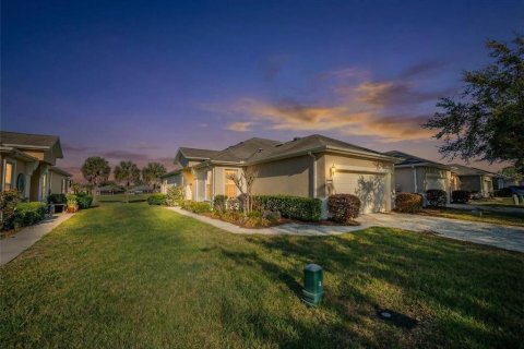Casa en Ocala, Florida 2 dormitorios, 144.56 m2 № 2211831