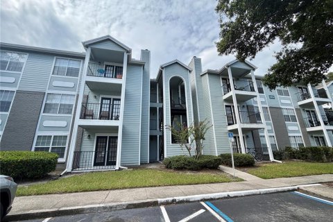 Propiedad comercial en Orlando, Florida 11 dormitorios, 60.39 m2 № 2259453