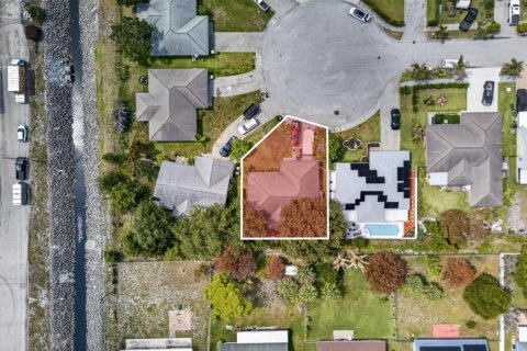 Купить виллу или дом в Сент-Луси, Флорида 6 комнат, 116.31м2, № 2153963 - фото 2