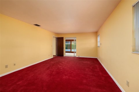 House in Clearwater, Florida 4 bedrooms, 264.4 sq.m. № 1916167 - photo 30