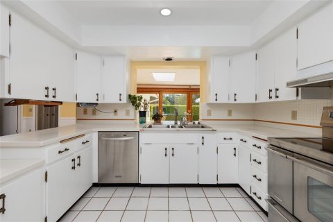 House in Clearwater, Florida 4 bedrooms, 264.4 sq.m. № 1916167 - photo 9