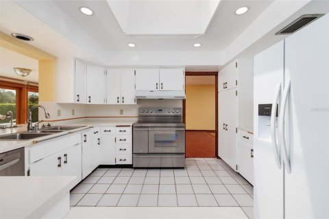 House in Clearwater, Florida 4 bedrooms, 264.4 sq.m. № 1916167 - photo 8