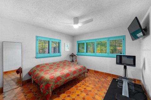 Casa en venta en Gulfport, Florida, 4 dormitorios, 245.17 m2 № 1718814 - foto 13