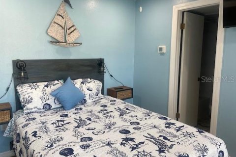 Condominio en venta en Madeira Beach, Florida, 1 dormitorio, 39.95 m2 № 2141894 - foto 12