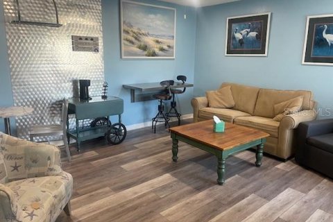 Condominio en venta en Madeira Beach, Florida, 1 dormitorio, 39.95 m2 № 2141894 - foto 3