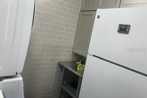 Condominio en venta en Madeira Beach, Florida, 1 dormitorio, 39.95 m2 № 2141894 - foto 7