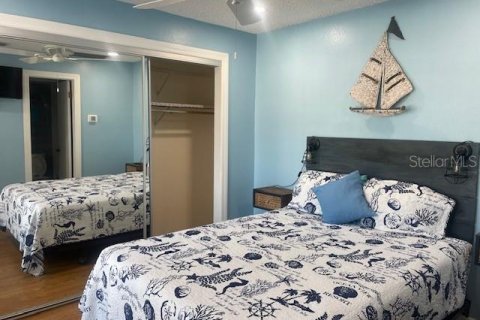Condominio en venta en Madeira Beach, Florida, 1 dormitorio, 39.95 m2 № 2141894 - foto 10