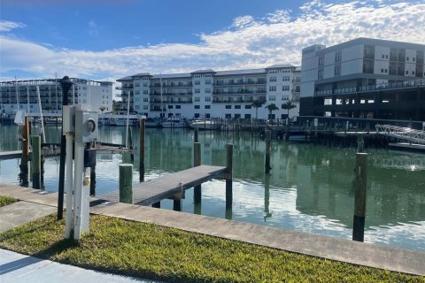 Condominio en venta en Madeira Beach, Florida, 1 dormitorio, 39.95 m2 № 2141894 - foto 15