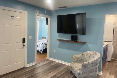 Condominio en venta en Madeira Beach, Florida, 1 dormitorio, 39.95 m2 № 2141894 - foto 4