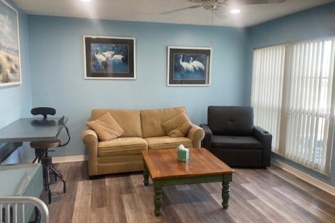 Condominio en venta en Madeira Beach, Florida, 1 dormitorio, 39.95 m2 № 2141894 - foto 2