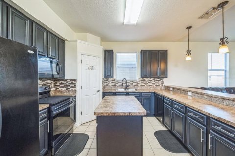 House in Bushnell, Florida 3 bedrooms, 143.26 sq.m. № 1851539 - photo 4