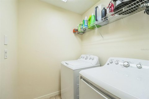 House in Bushnell, Florida 3 bedrooms, 143.26 sq.m. № 1851539 - photo 11