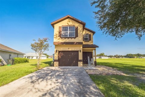 House in Bushnell, Florida 3 bedrooms, 143.26 sq.m. № 1851539 - photo 1