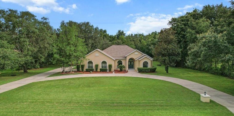 House in Hernando, Florida 6 bedrooms, 263.01 sq.m. № 1845193