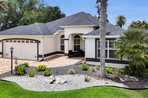 Casa en The Villages, Florida 3 dormitorios, 179.02 m2 № 2124669