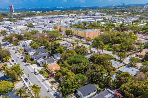 Купить земельный участок в Майами, Флорида № 2050303 - фото 21