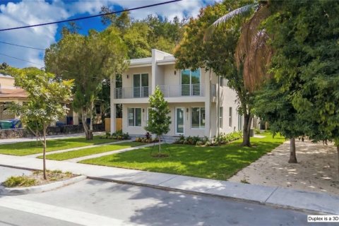 Купить земельный участок в Майами, Флорида № 2050303 - фото 5