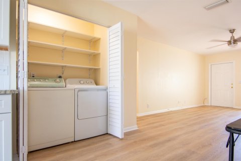 Copropriété à louer à Jupiter, Floride: 2 chambres, 78.04 m2 № 2085656 - photo 4